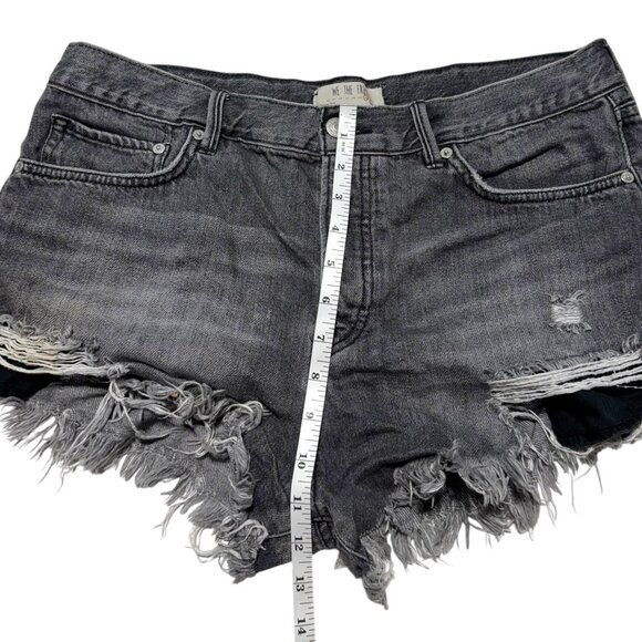 We The Free Cutoff Denim Shorts Black Waist 30 - Picture 7 of 7